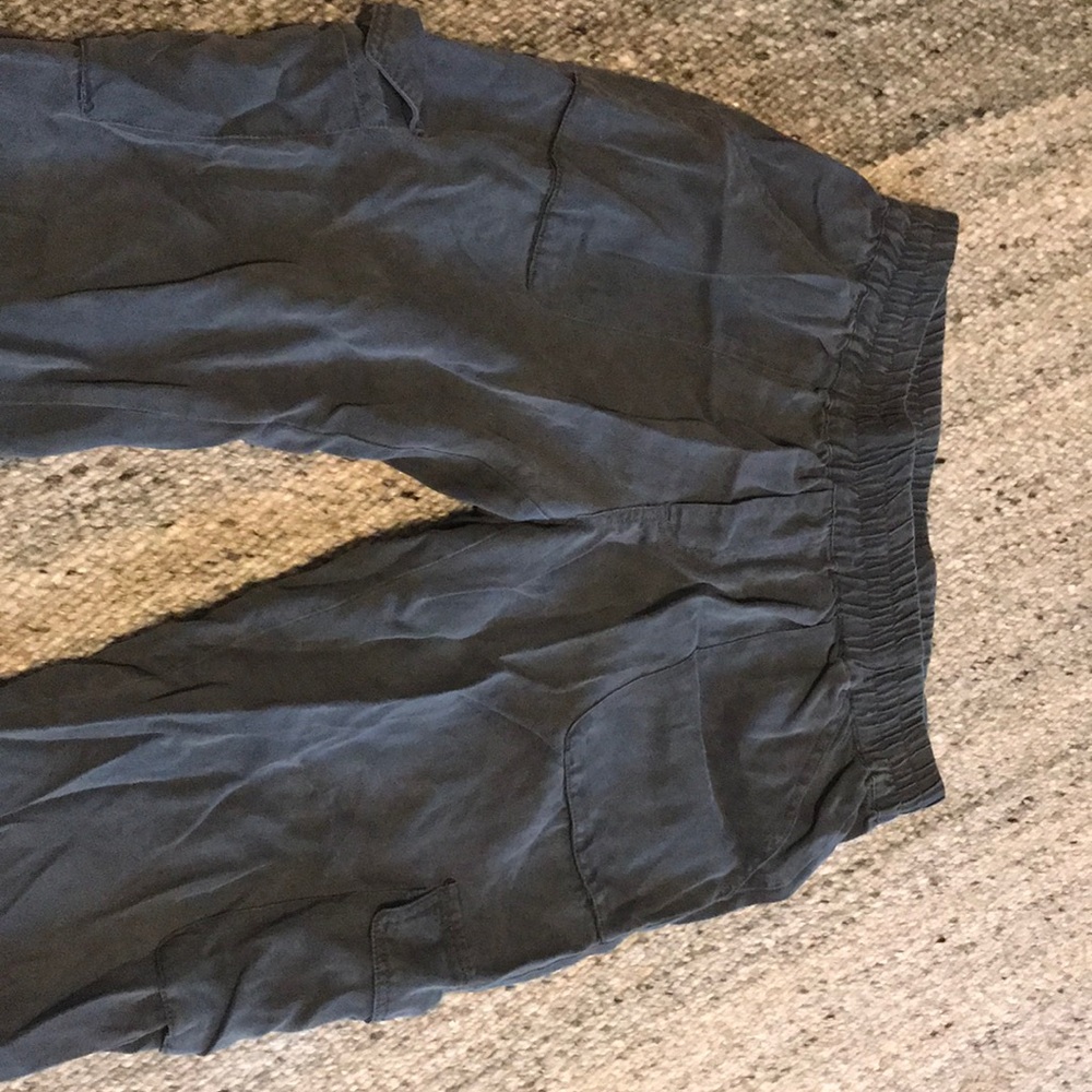 Joggers - Picture 2 of 5